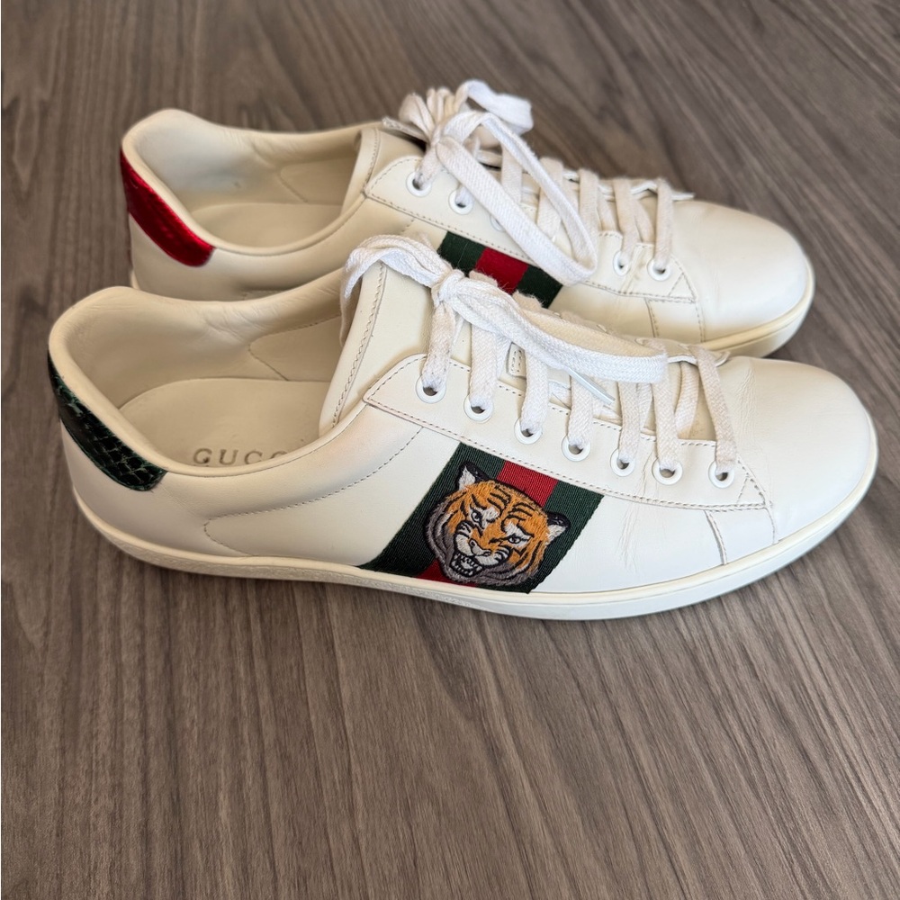 Gucci Men's White Sneakers with Tiger and Red Green Accents